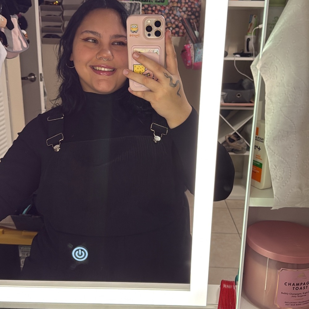 Meet your Posher, Gabriela